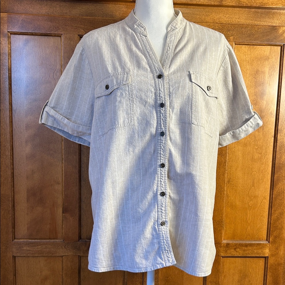 Chico’s Linen Blend Tan Stripe Cuffed Tab Sleeve Button Down Top Sz 3. (US XL)
